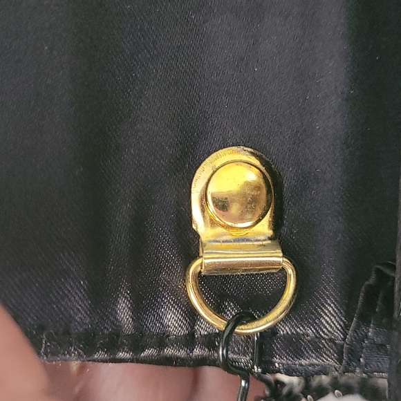 Little black sequined purse. Used once for a wedding. Measurements attac… - Picture 9 of 10